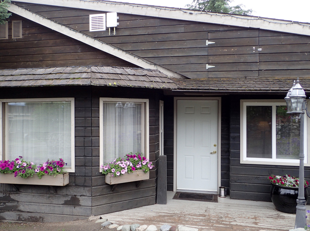 鹰巢山度假村主图