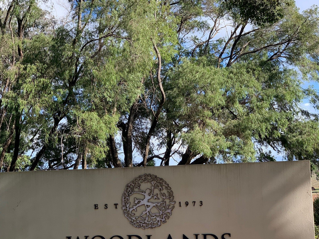 Woodlands Wines景点图片
