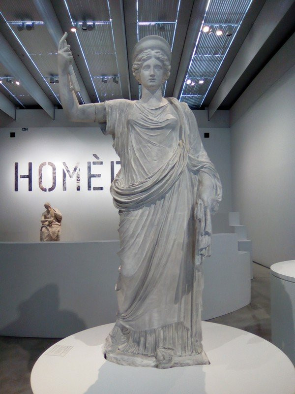 Louvre-Lens-Lens必去景点