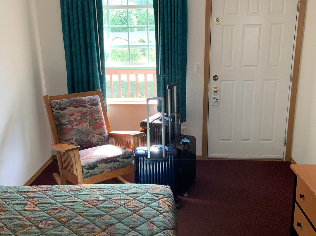 海港美景旅馆主图