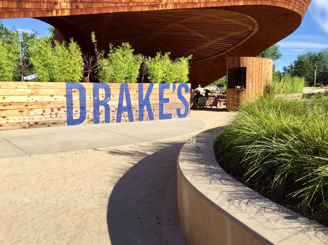 Drake's: The Barn-西萨克拉门托必去景点