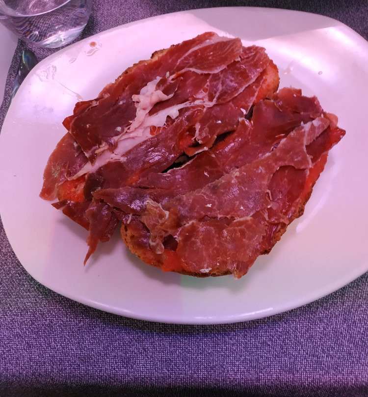 Hotel Masmonzon主图