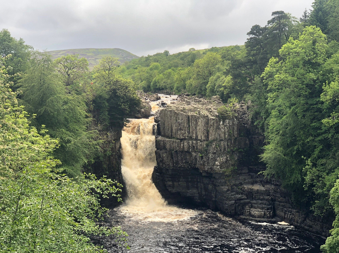 High Force Waterfall景点图片