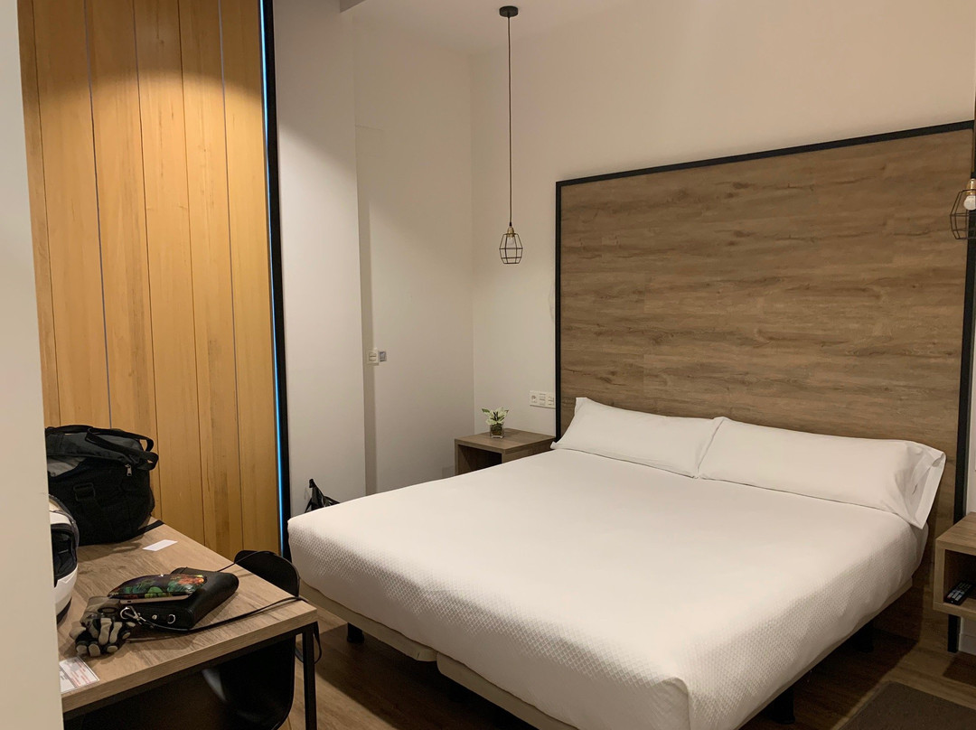 扎拉乌兹索姆希普套房酒店主图