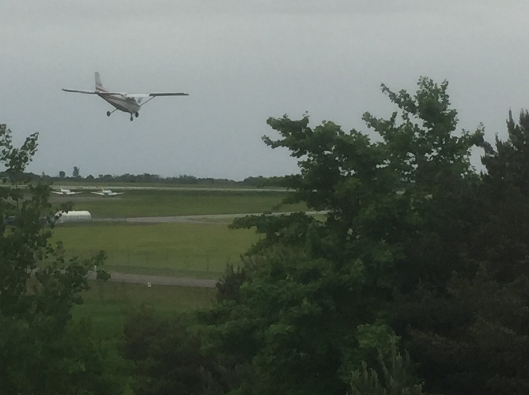 Days Inn By Wyndham Ottawa Airport主图