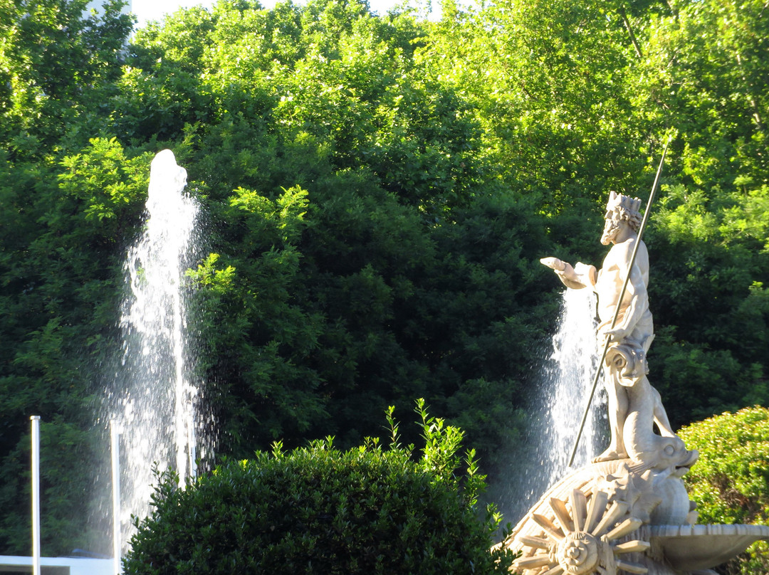 海神尼普顿喷泉景点图片