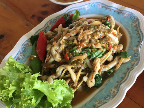 ครัวผู้ใหญ่จอย อาหารทะเล