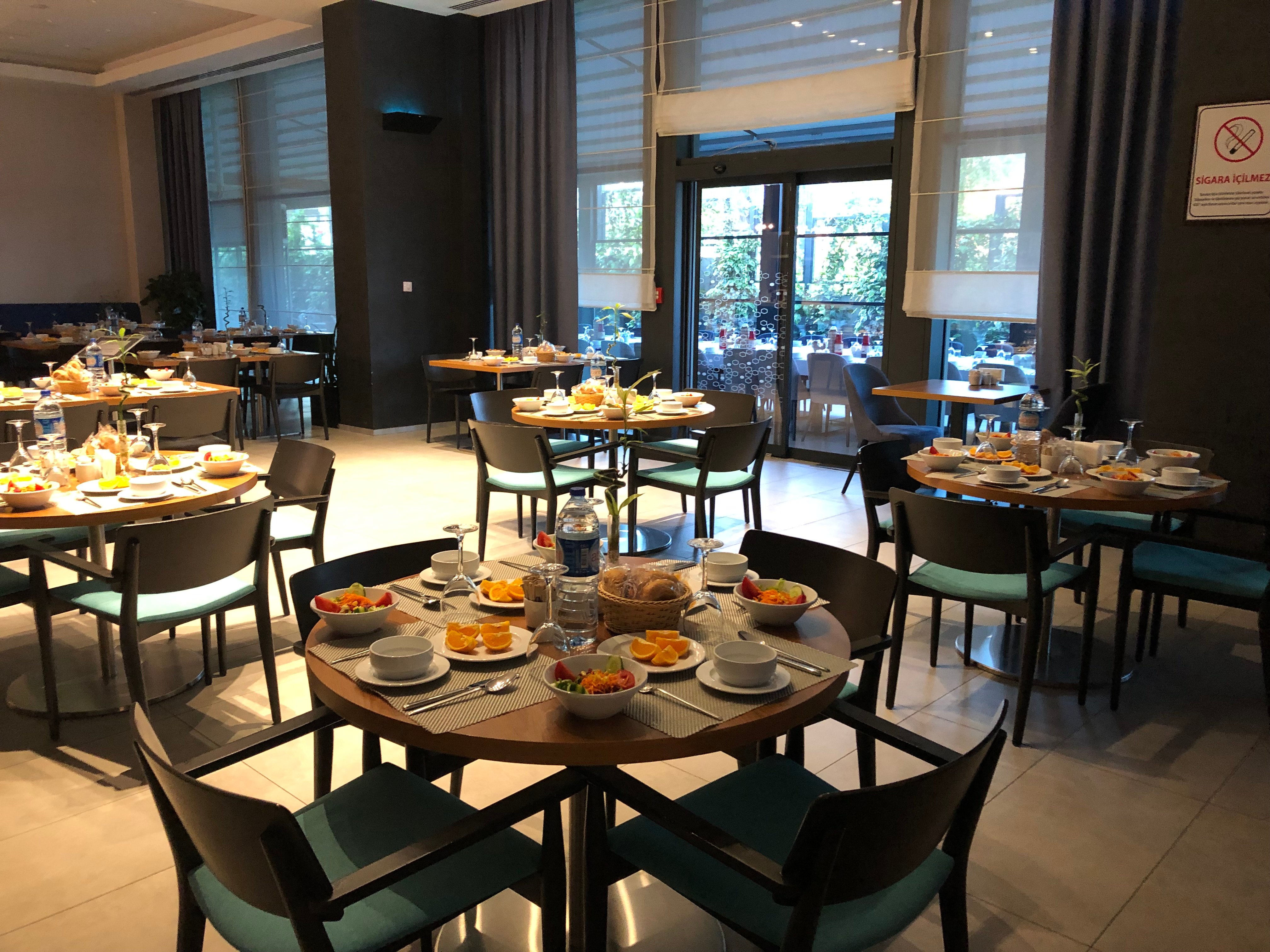 Hampton By Hilton Bolu-餐饮