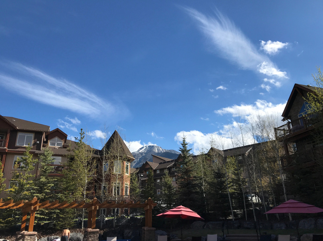 斯通里奇山度假酒店主图