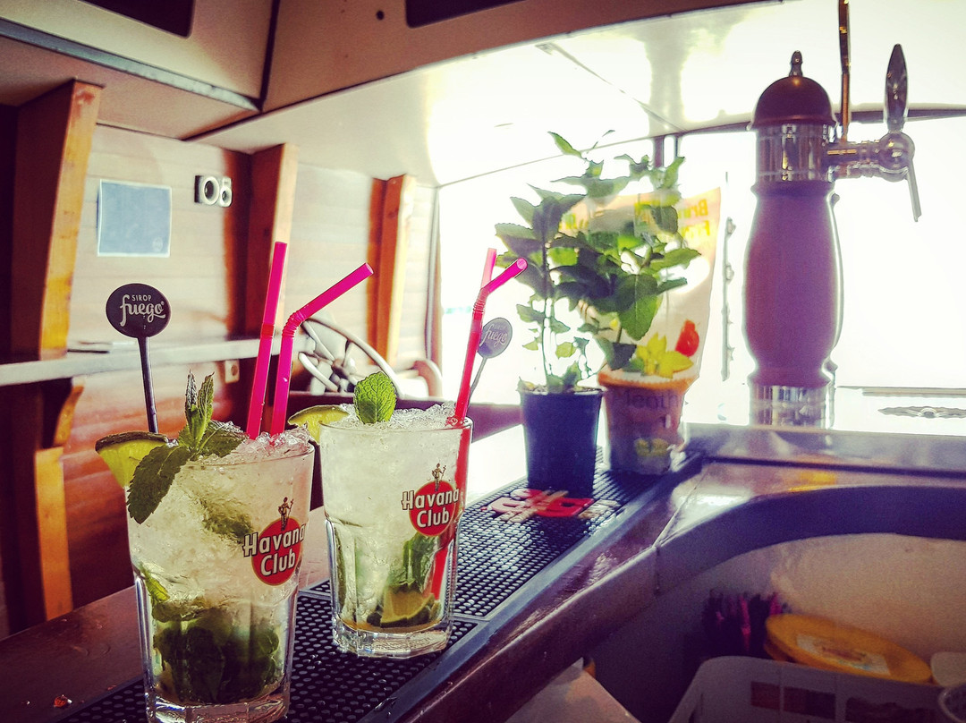 Le Bateau Yvre-Gruissan必去景点