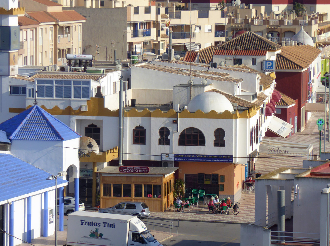 Torre de Santa Isabel-穆尔西亚马萨龙港必去景点