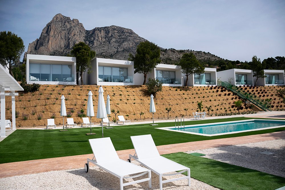 Nature Suites Puig Campana Hotel主图