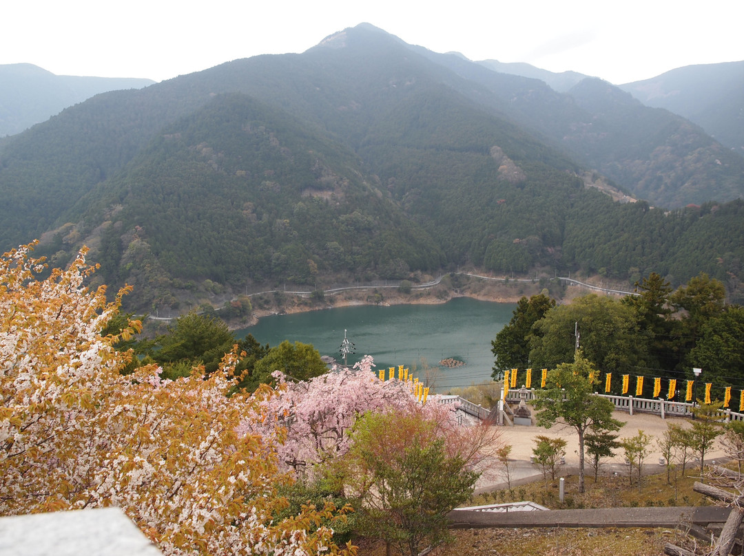 Niukawakami Shrine Kamisha-川上村必去景点
