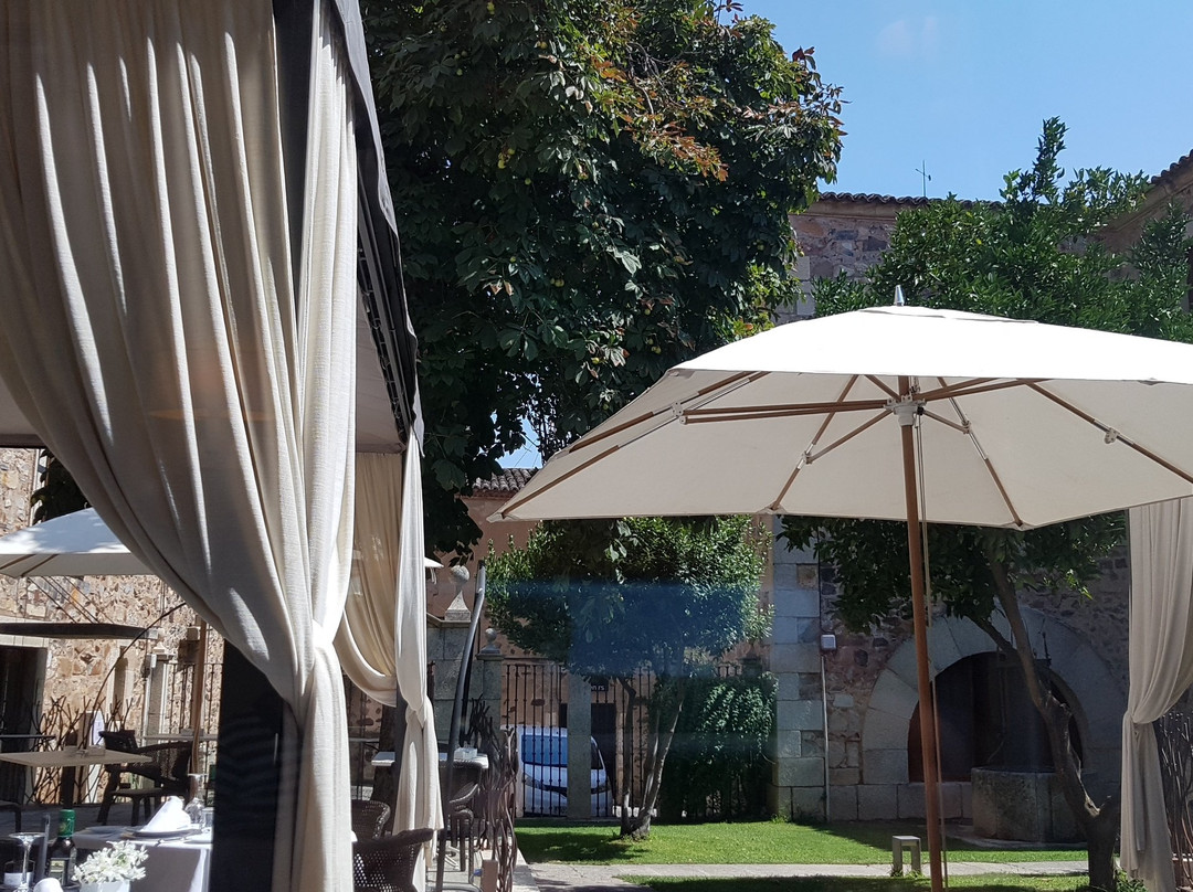 卡塞雷斯旅馆主图