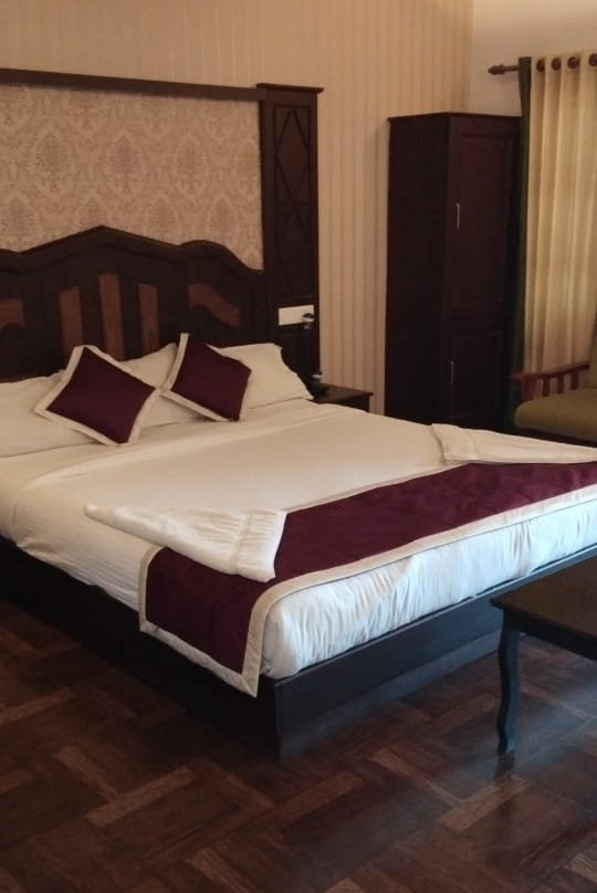 Yogi Tours and Travels