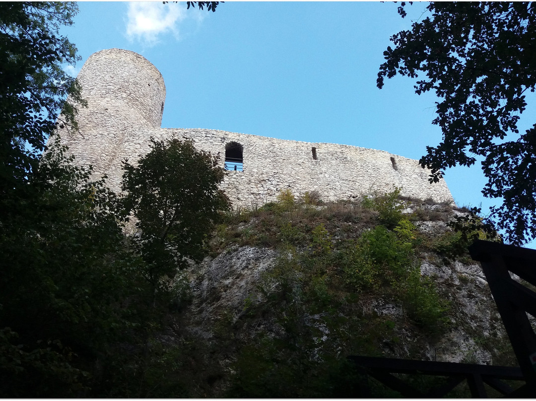 Smolen Castle Ruins景点图片