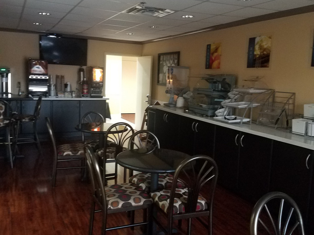 Surestay Plus By Best Western Alvin主图