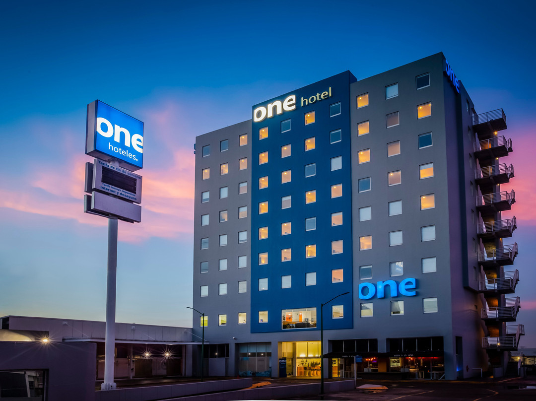 Hotel One Puebla FINSA主图