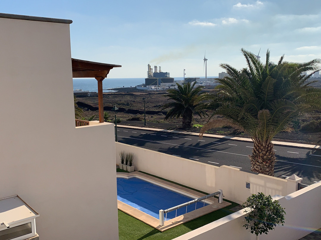 Las Caletas Village Costa Teguise主图