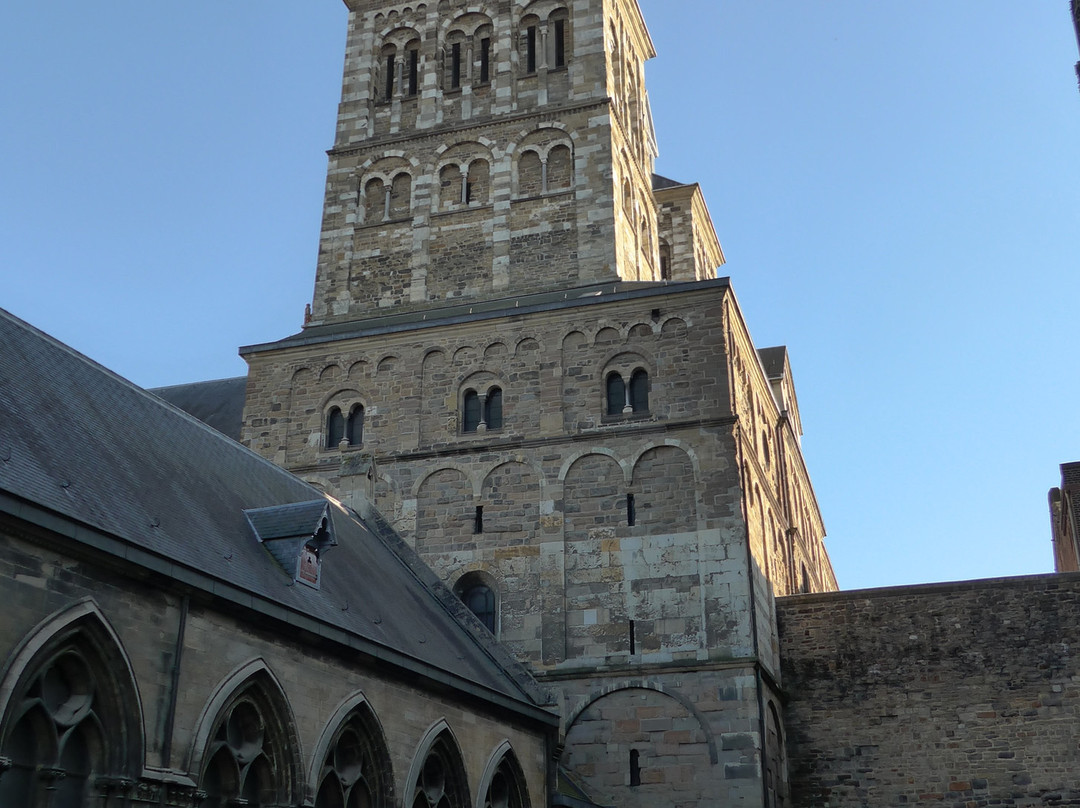 Sint Servaas basiliek Maastricht-马斯特里赫特必去景点