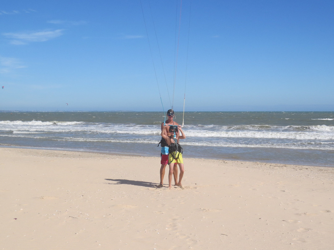 Whitesands Kitesurfing School景点图片