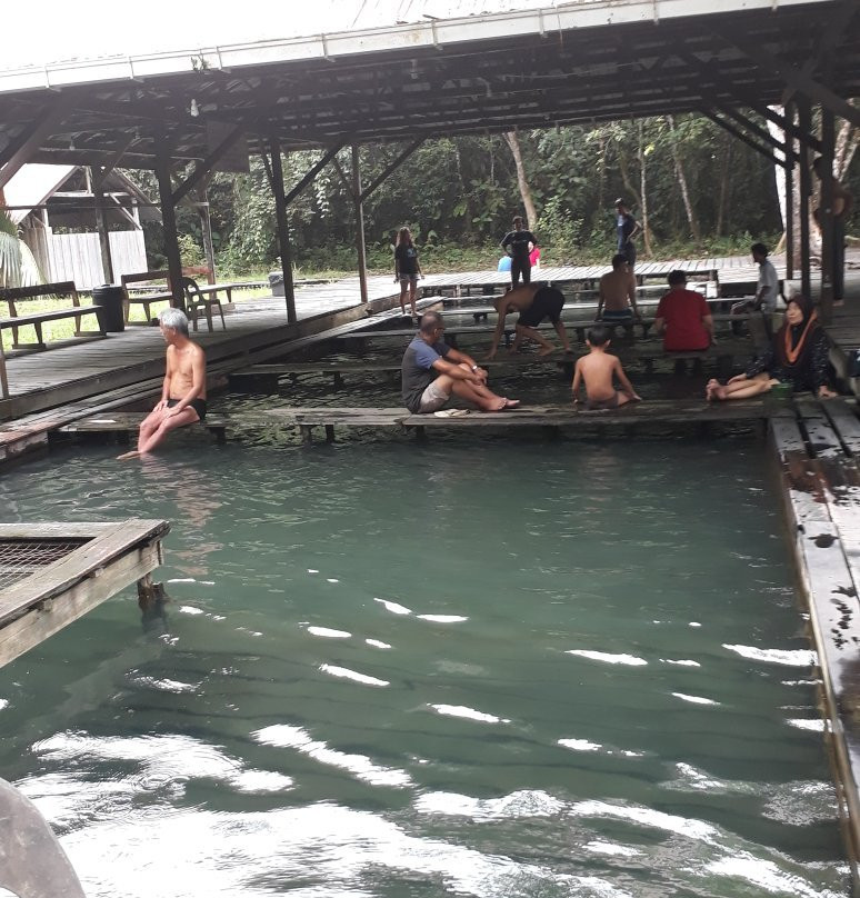 Kampung Panchor Hot Spring-古晋必去景点