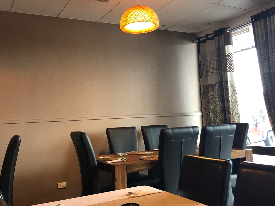 Young餐馆和美食-Tikka N Talk