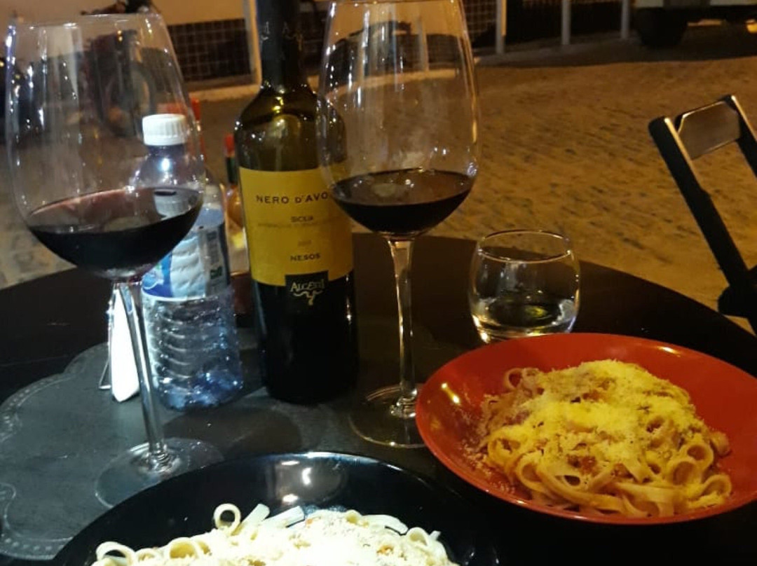 Flecheiras餐馆和美食-Emporio Italia