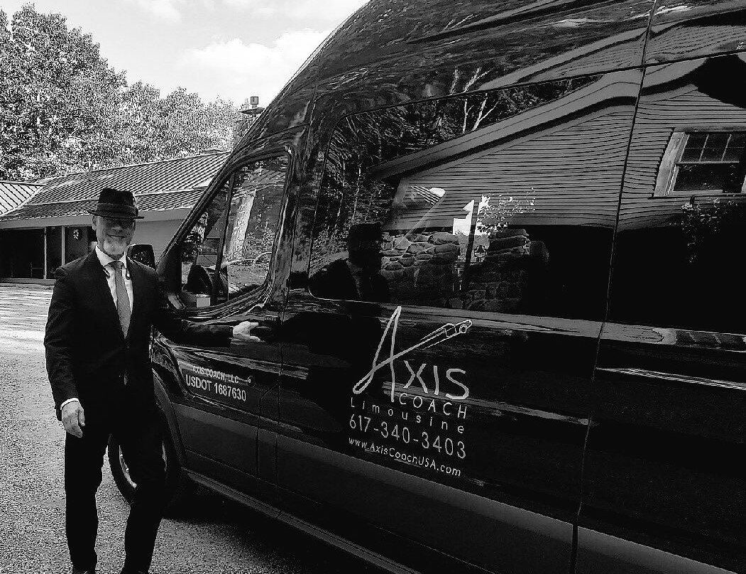 Axis Coach Transportation景点图片