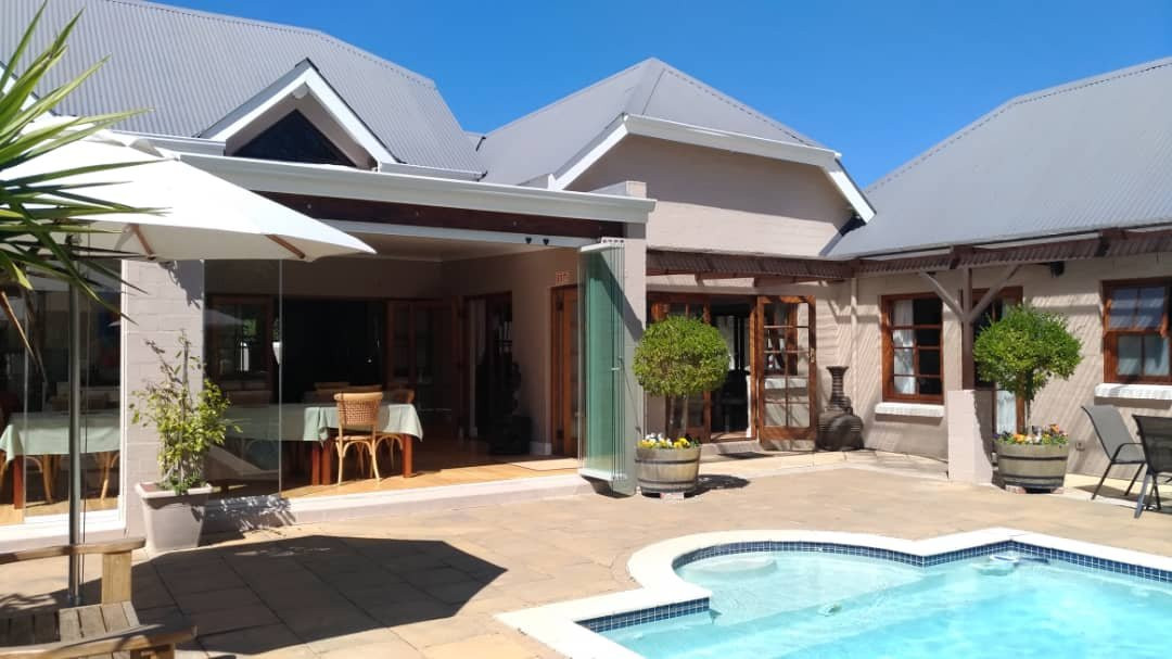 Summit Place Guesthouse主图