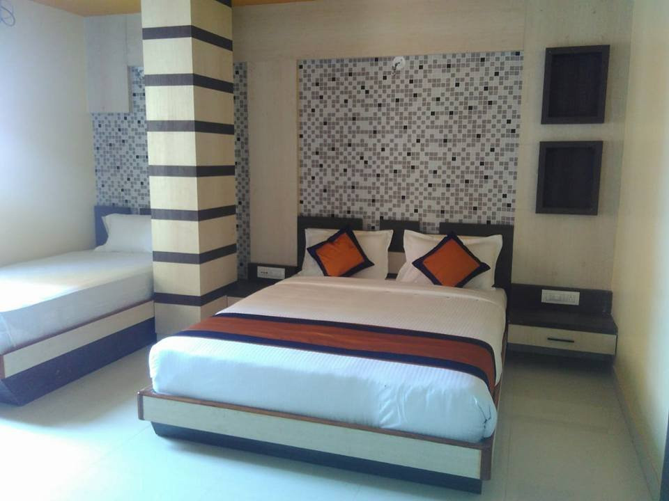 Hotel Amulya Inn