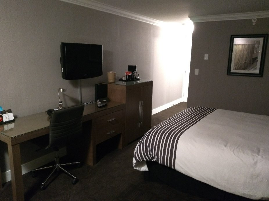 Sandman Hotel Langley主图