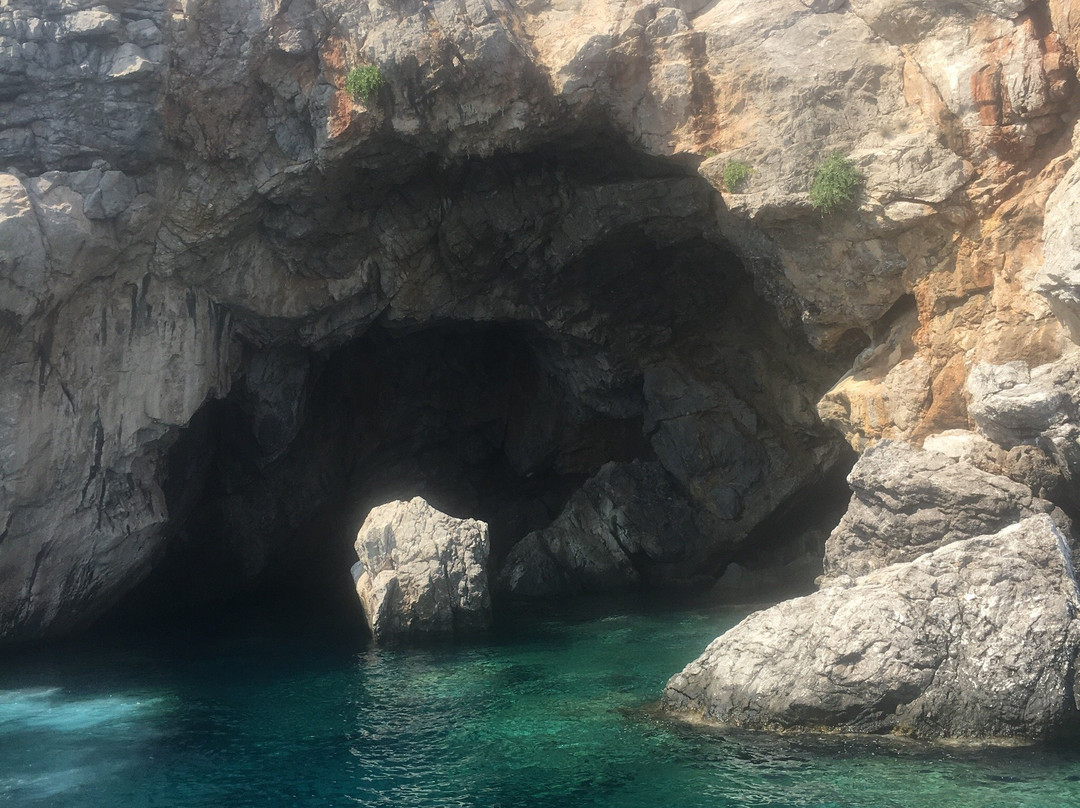 G & G-Hydra Town必去景点