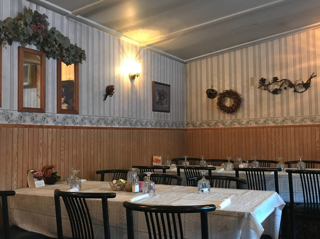 Cuba City餐馆和美食-Hideaway Acres Supper Club