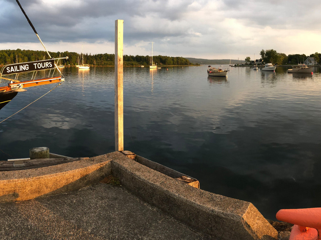 布罗德沃特小屋旅馆主图