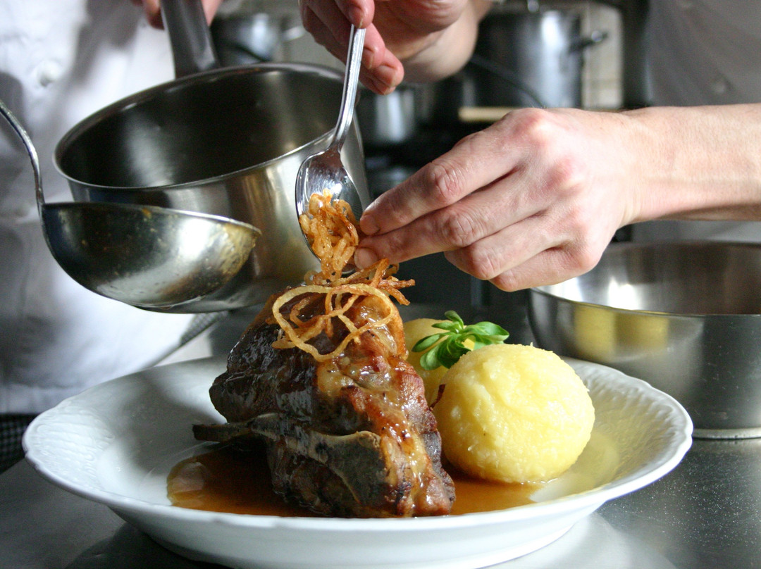 Goldener Hirsch主图