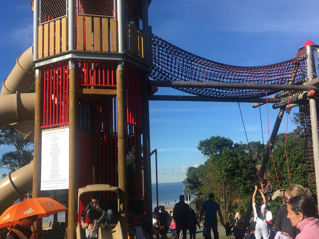 Takapuna Beach Playground景点图片