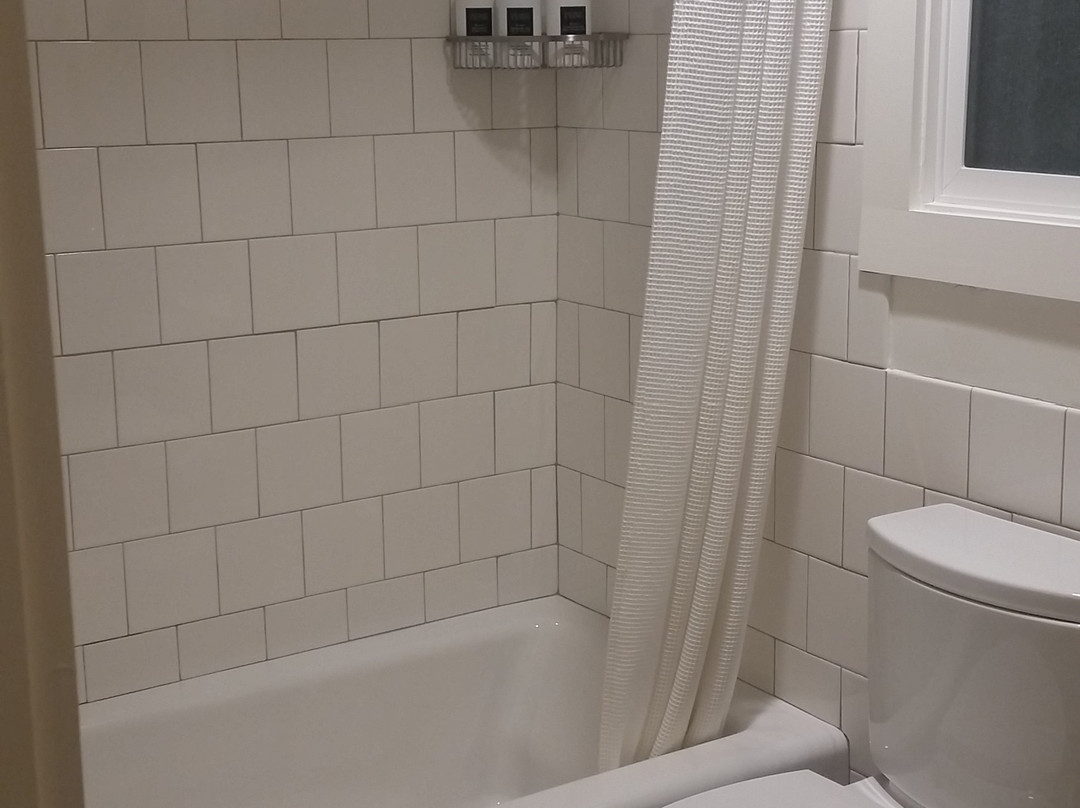 卡梅尔乡村酒店主图