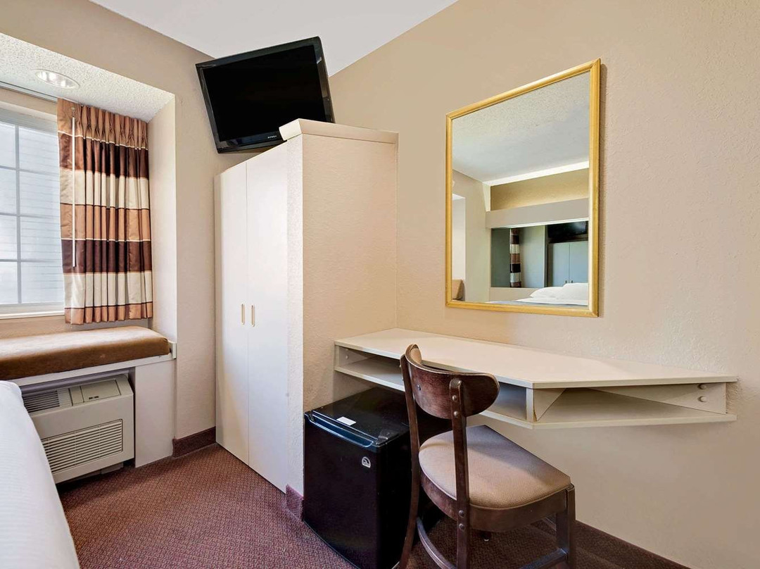 Microtel Inn & Suites by Wyndham Joplin主图