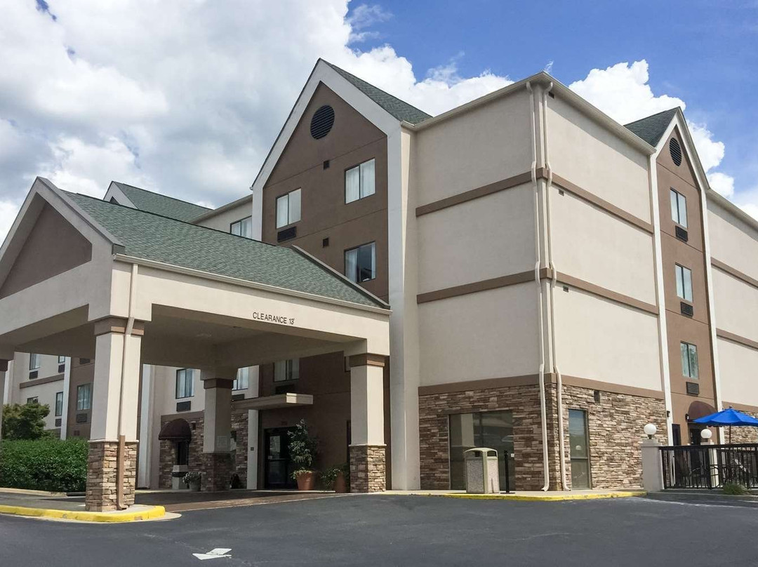 Comfort Suites Johnson City主图