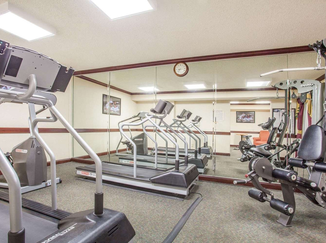 Baymont by Wyndham Madison Heights Detroit Area主图