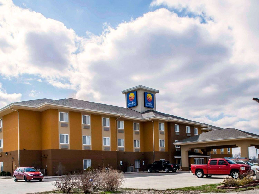 Comfort Inn & Suites主图