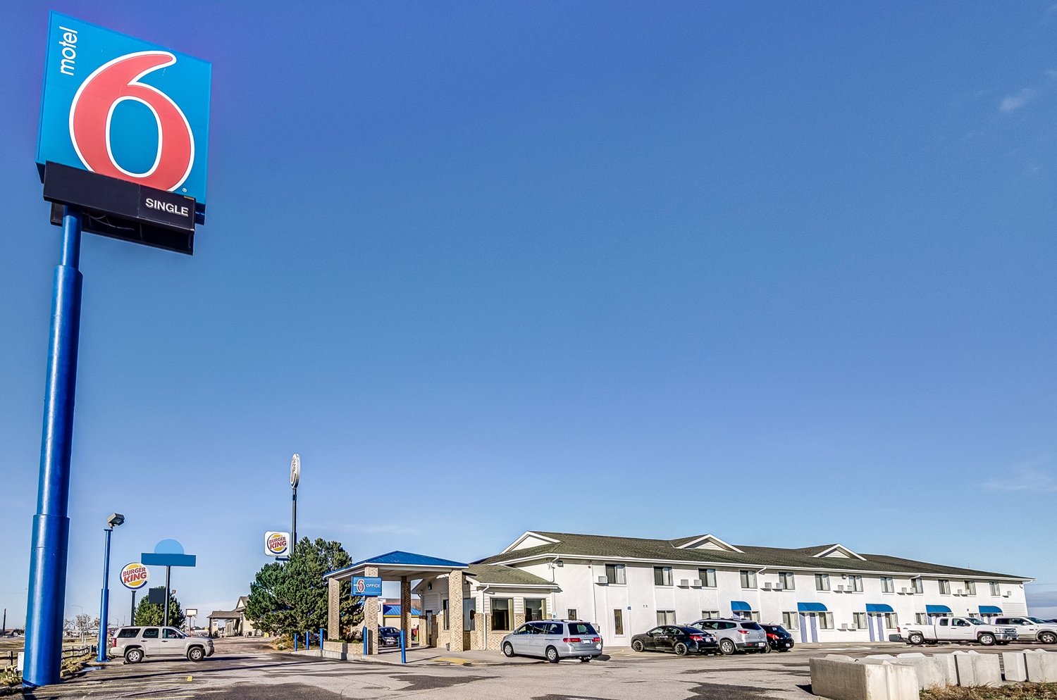 Motel 6 Colby-官方