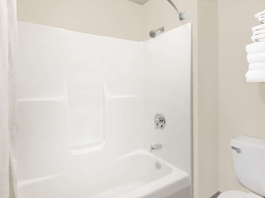 Super 8 by Wyndham Bolivar主图