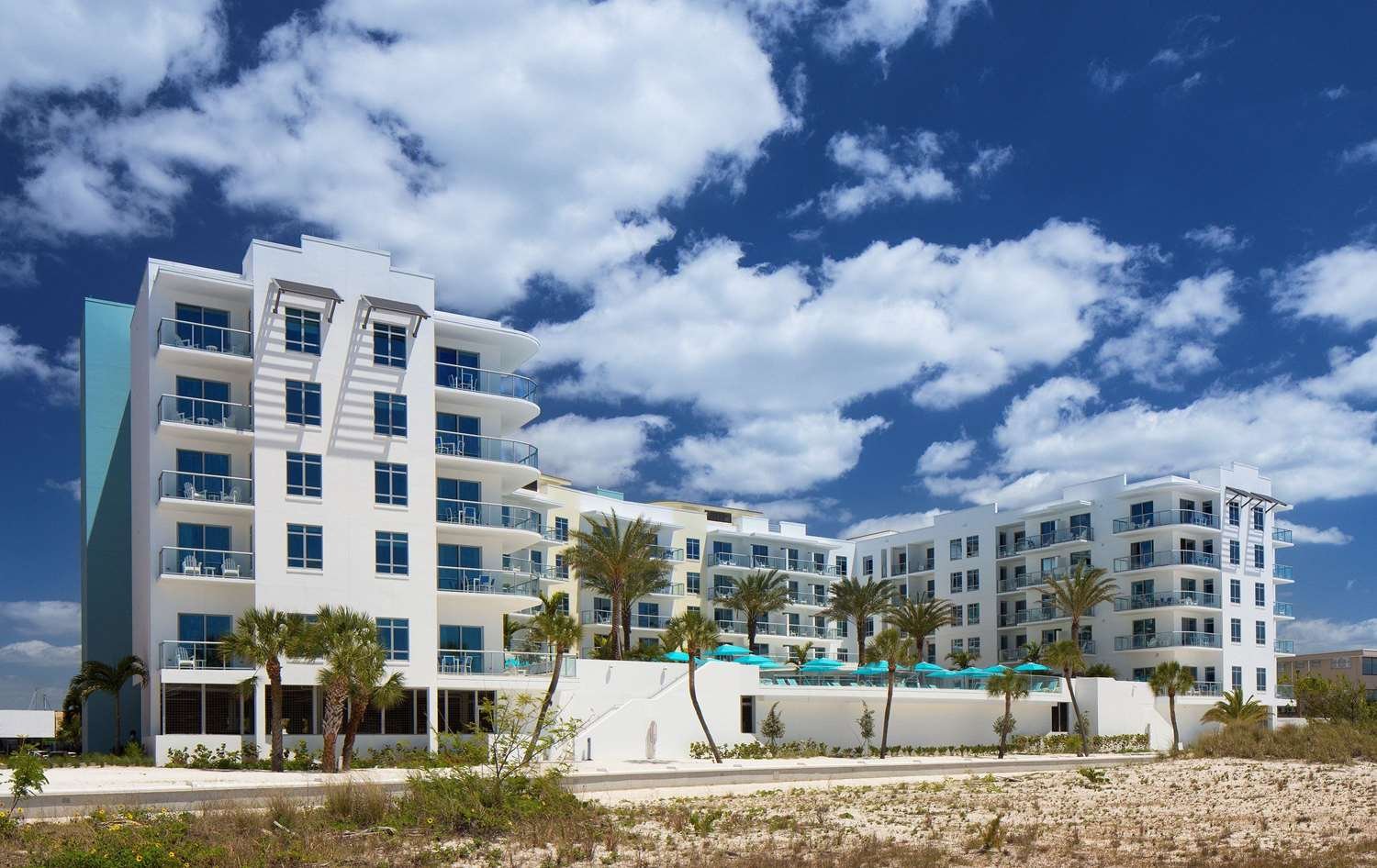 Treasure Island Beach Resort-官方