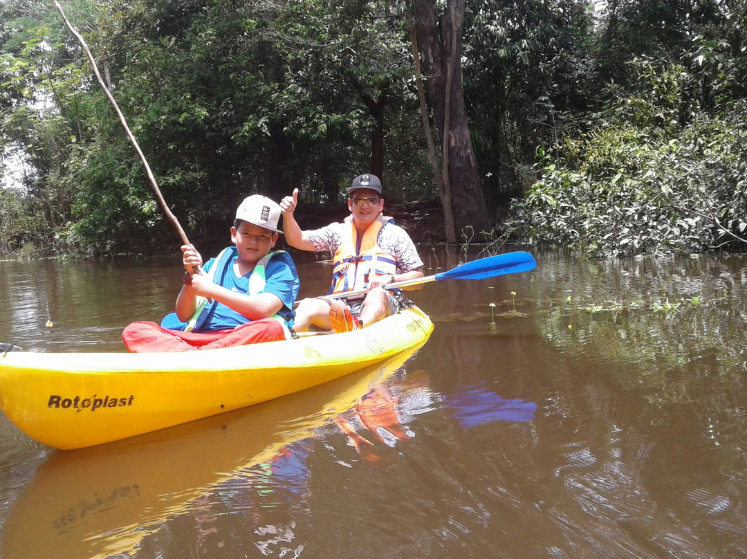 Canoe & Kayak Tours景点图片