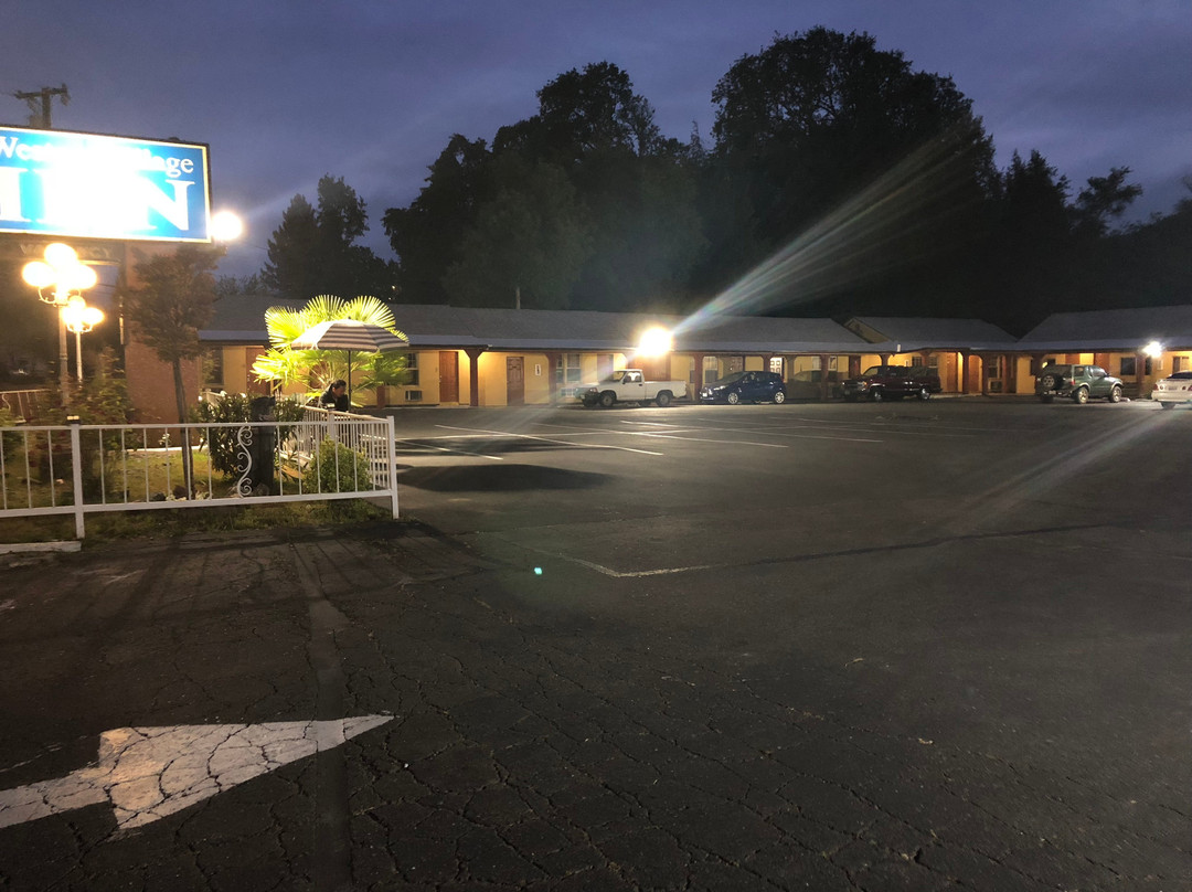 Western Village Inn主图