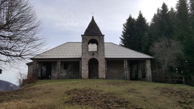 Santuario della Madonna del Monte景点图片