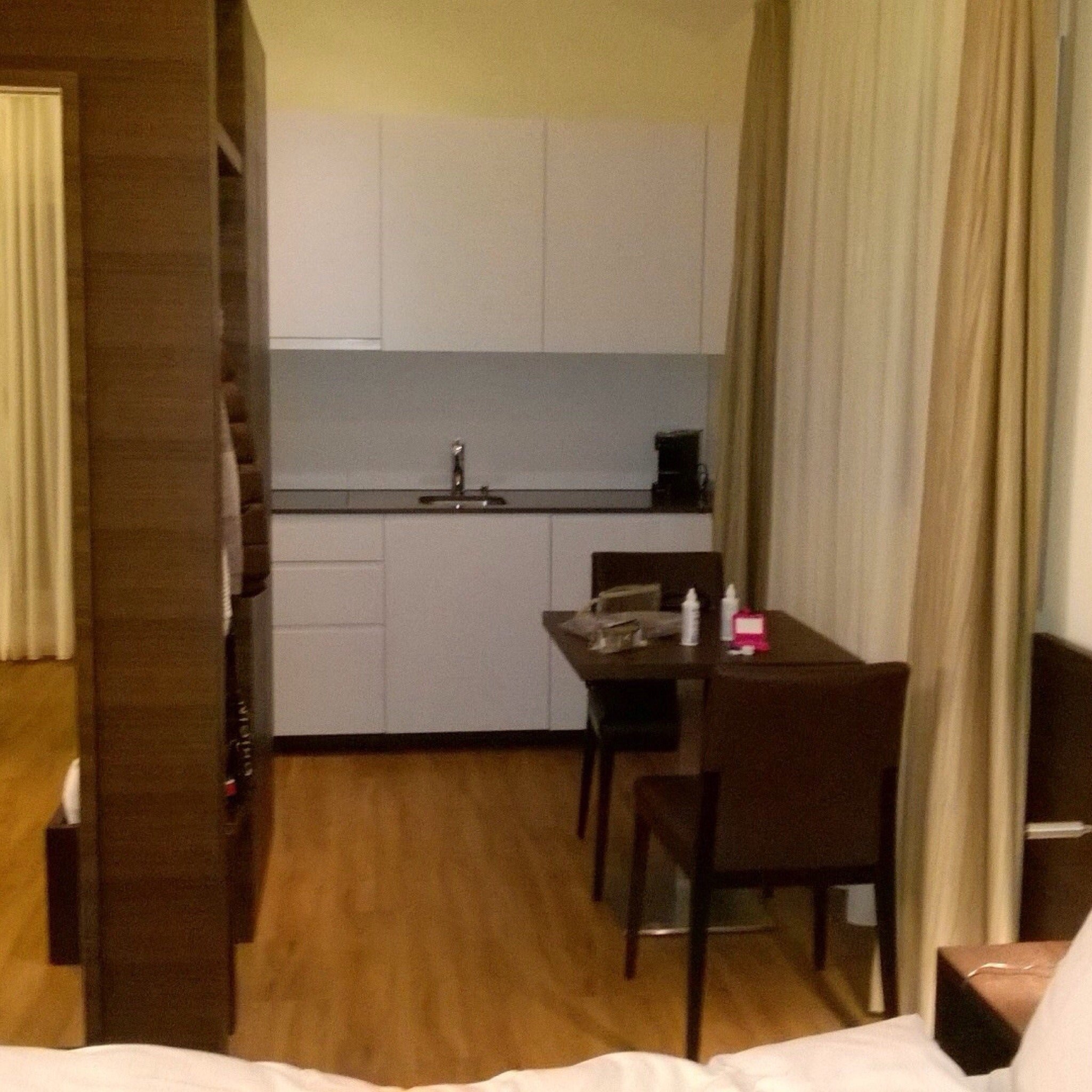 Hôtel Glanis-官方