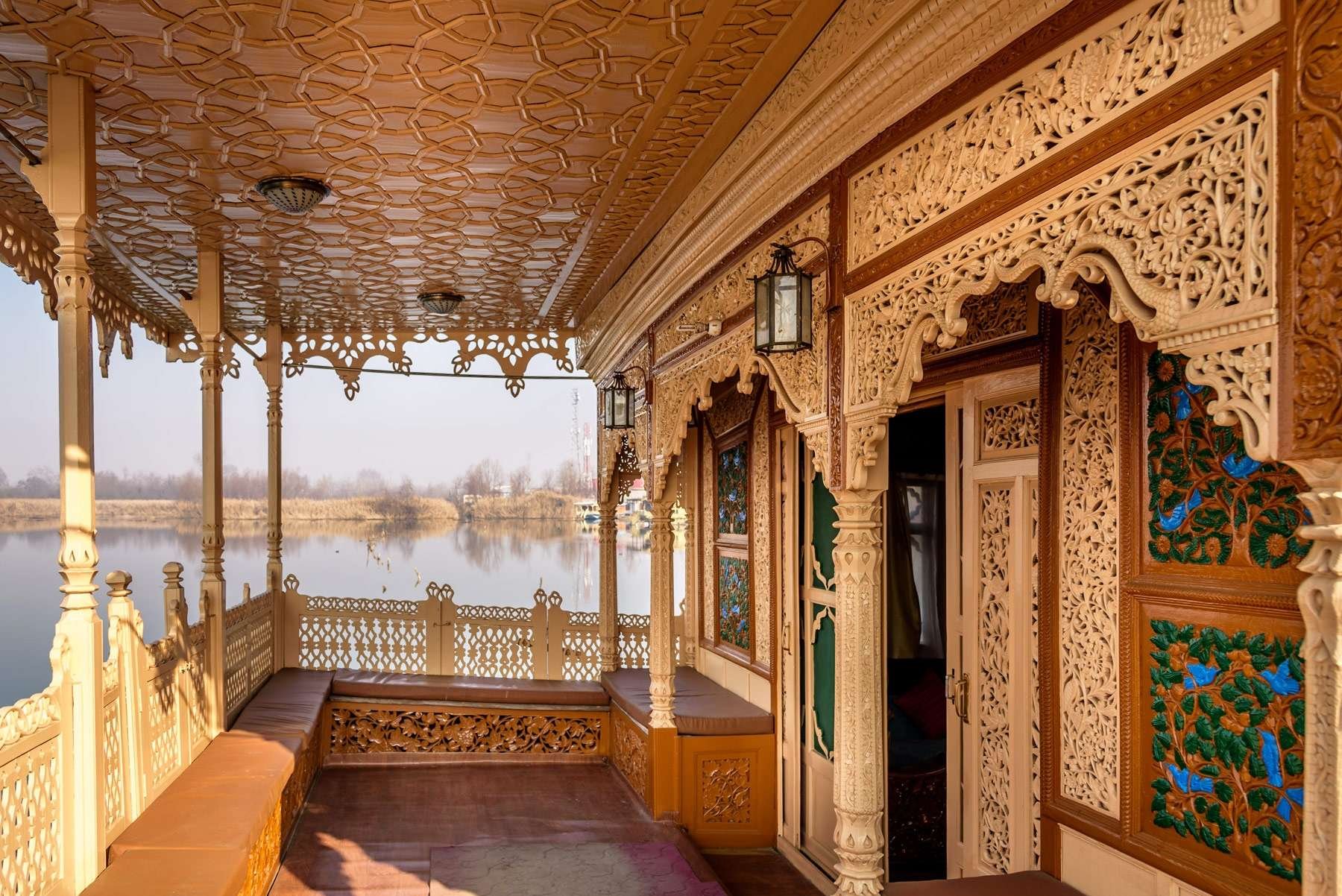 Shiraz Deluxe Houseboat-官方